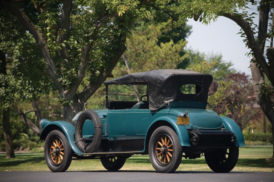 Pierce-Arrow Model 66 A Roadster 1918 года  (фото 5 из 5)